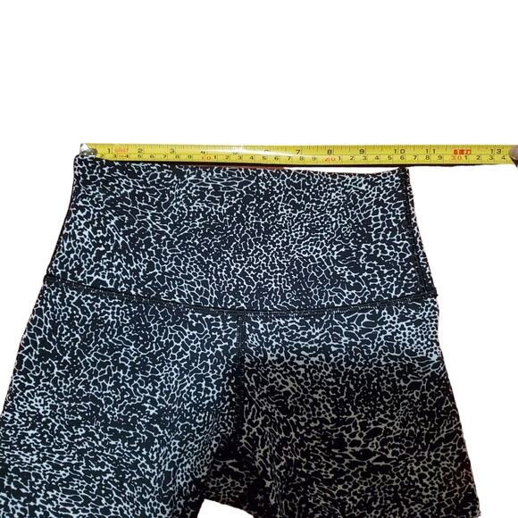 lululemon Wunder Under High-Rise Tight *Blocked Full-On Luxtreme 28" Size 2 - Picture 12 of 16